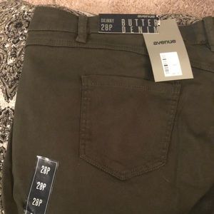 NWT Olive Avenue Butter Denim Skinny Jeans sz 28P